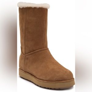 Women’s Ugg CLASSIC SHORT BLVD BOOT Size 9